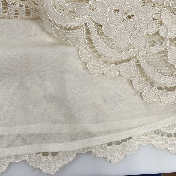 Talbots Womens Layered Lace Velvet Trim Keyhole Ruffle Blouse sz XL Ivory Classy - Picture 7 of 14